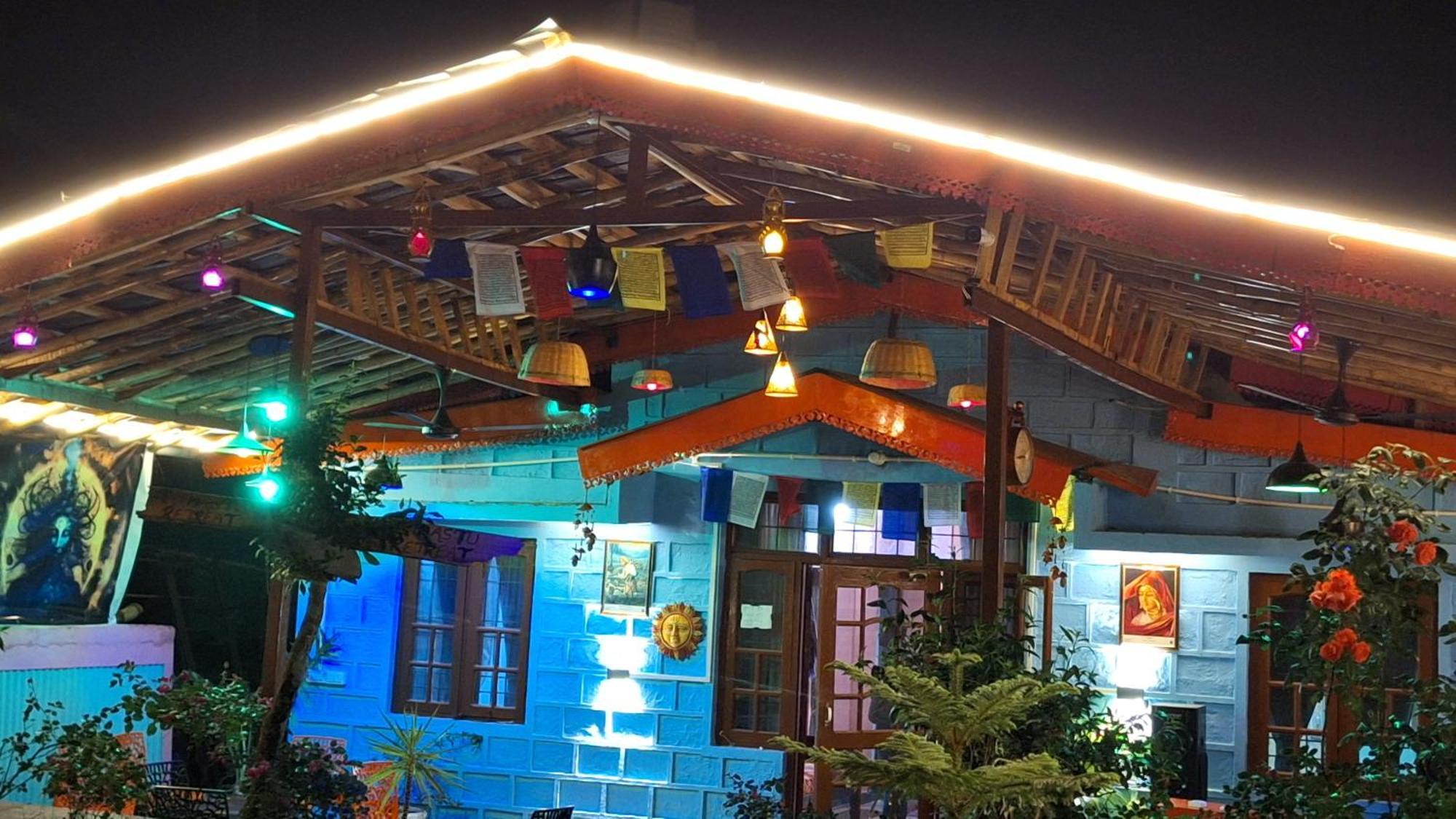 Tathastu Bir -Homestay ,Dorm,Hostel Ngoại thất bức ảnh