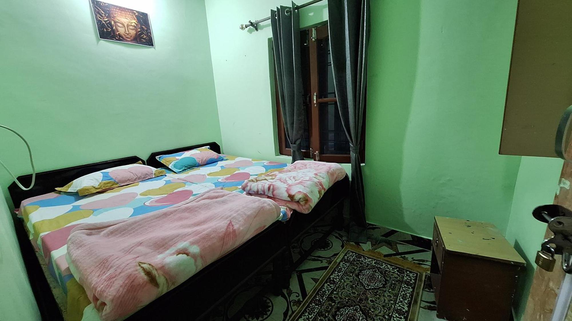 Tathastu Bir -Homestay ,Dorm,Hostel Ngoại thất bức ảnh