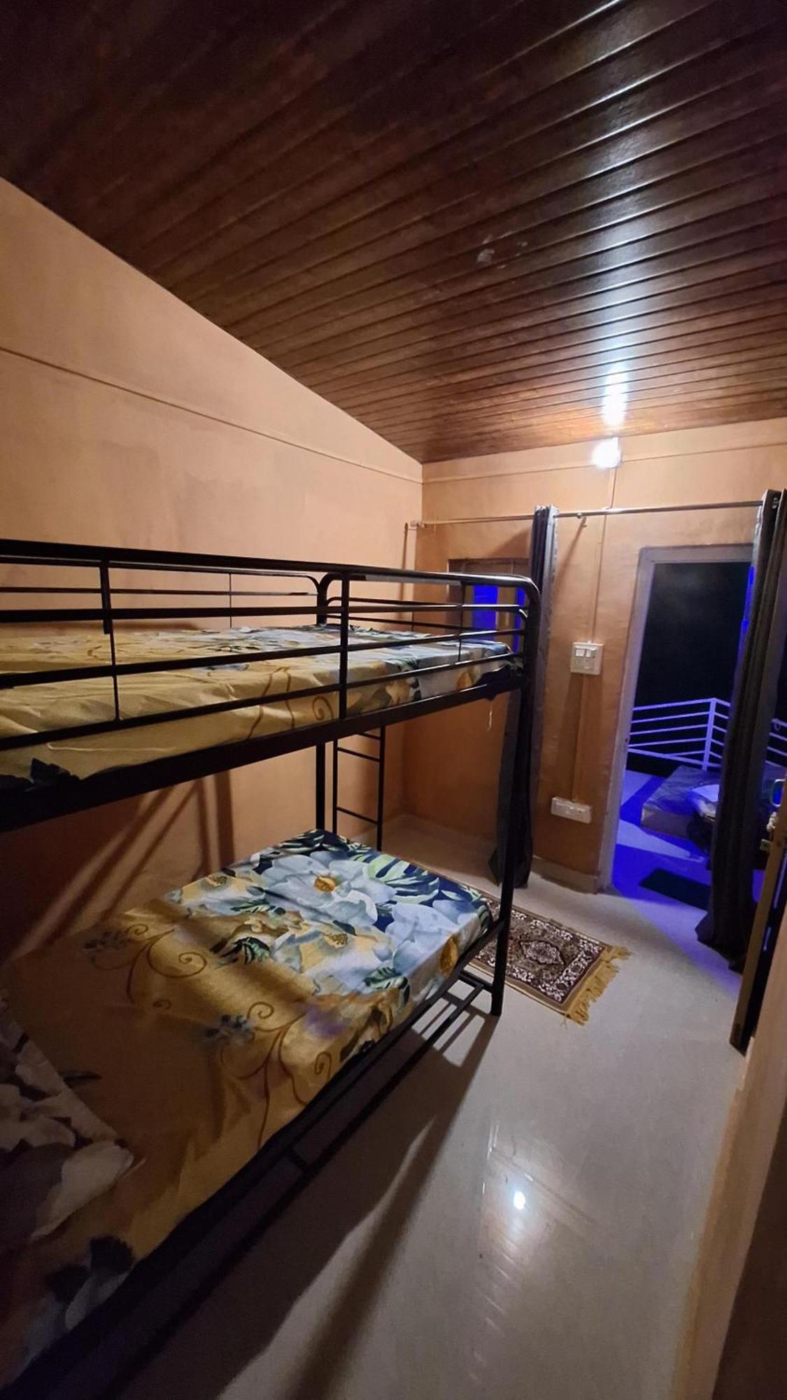 Tathastu Bir -Homestay ,Dorm,Hostel Ngoại thất bức ảnh