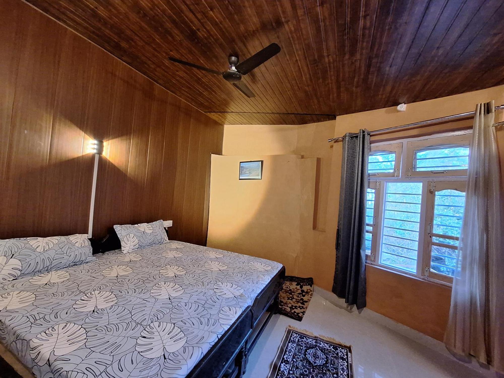 Tathastu Bir -Homestay ,Dorm,Hostel Ngoại thất bức ảnh